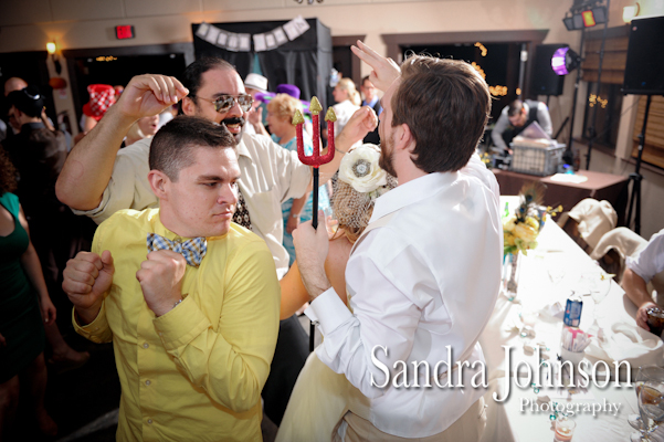 Best Brevard Zoo wedding photographer - Sandra Johnson (SJFoto.com)
